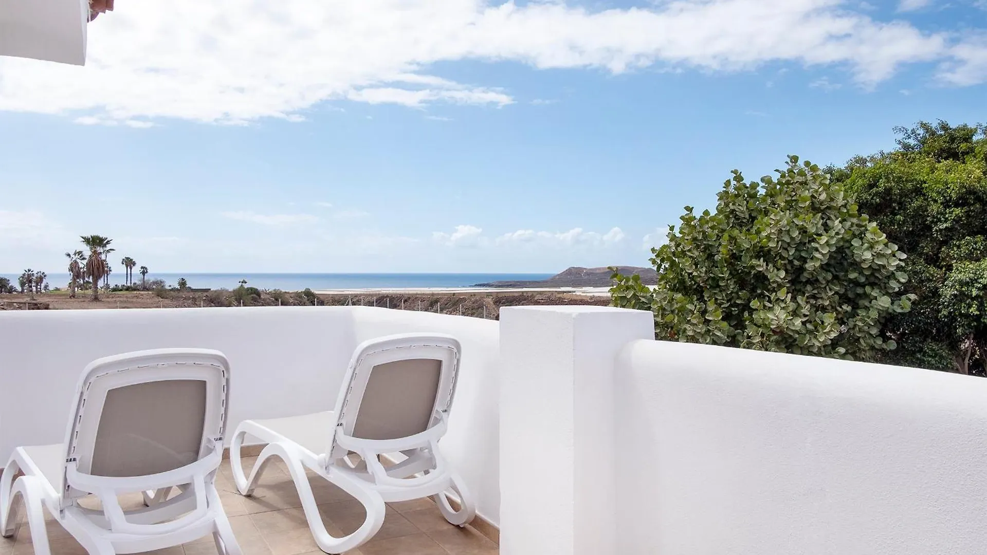 Apartment The Club - Accommodation - Dining - Events San Miguel de Abona Spanien