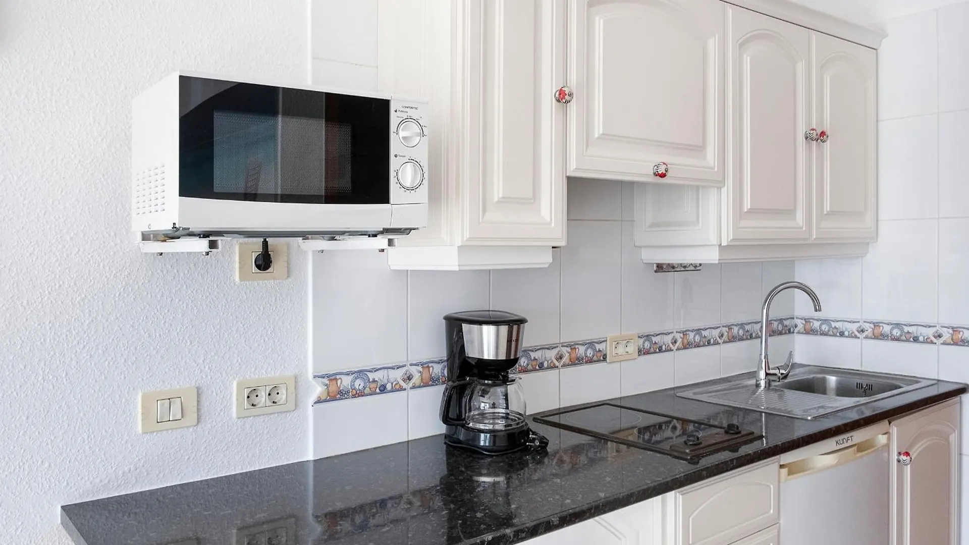 The Club - Accommodation - Dining - Events San Miguel de Abona 0*,