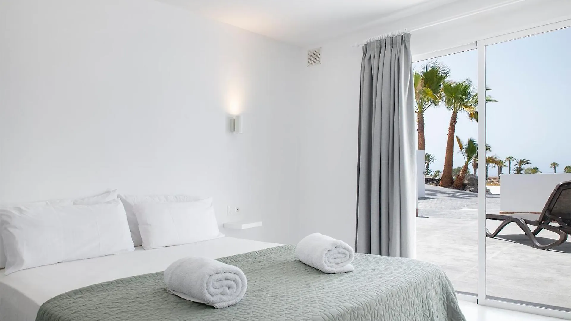 The Club - Accommodation - Dining - Events 산미겔데아보나 아파트