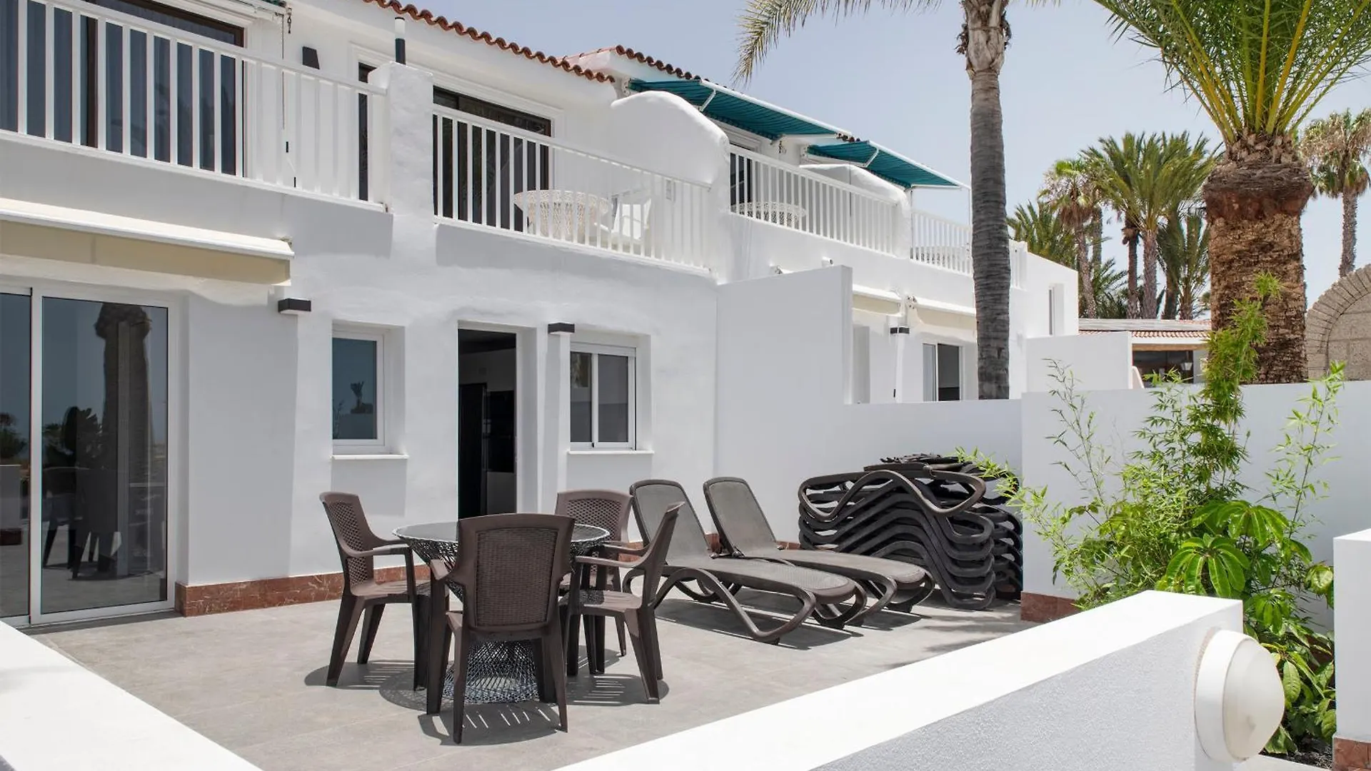아파트 The Club - Accommodation - Dining - Events 산미겔데아보나 스페인