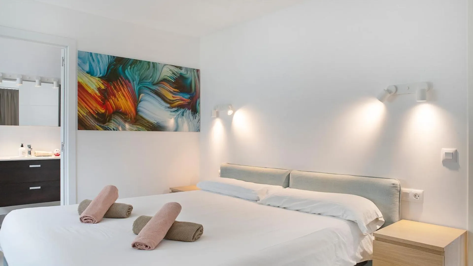 아파트 The Club - Accommodation - Dining - Events 산미겔데아보나 스페인