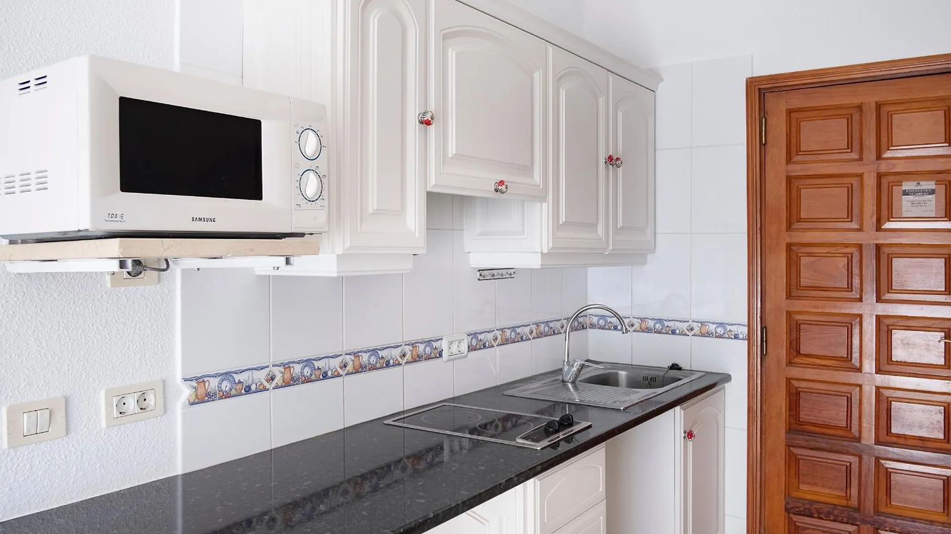 The Club - Accommodation - Dining - Events Σαν Μιγκέλ ντε Αμπόνα
